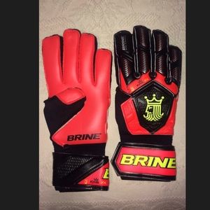 Soccer goal keeper gloves, new